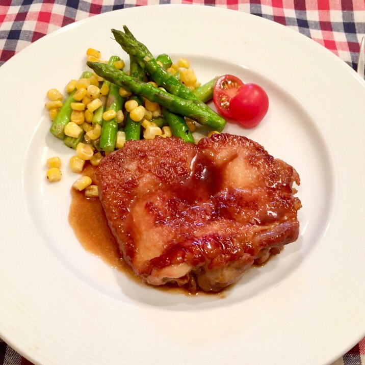 鶏もも肉で♡ガーリックチキンステーキ